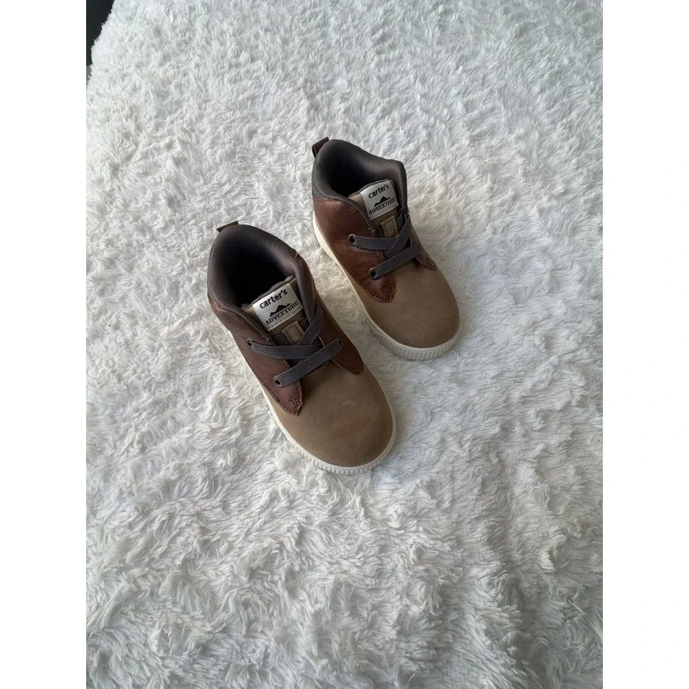 Carter's Adventure Toddler Boys High Top Sneakers Size 8